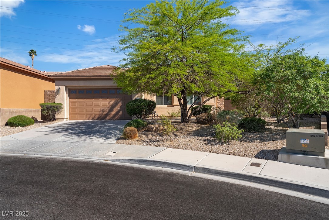 Anthem Highlands Real Estate Listings Main Image