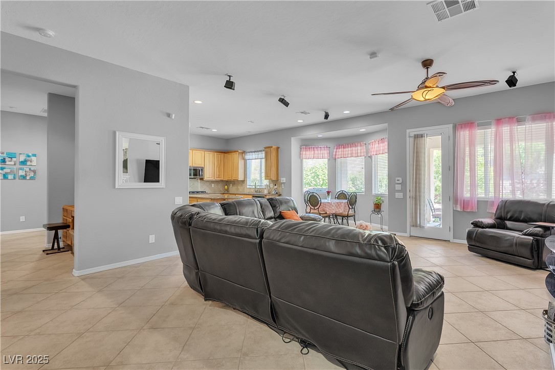 2554 Braehead Lane Property Photo 10