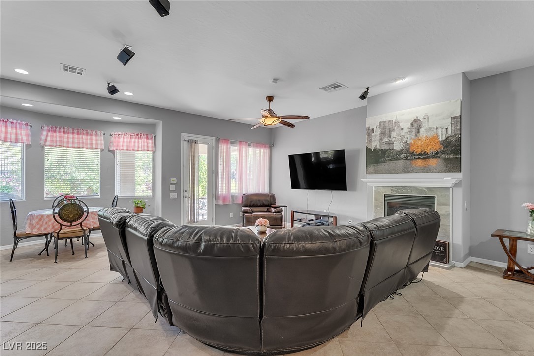 2554 Braehead Lane Property Photo 11