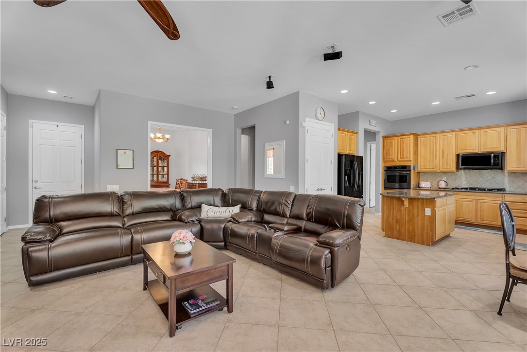 2554 Braehead Lane Property Photo 13