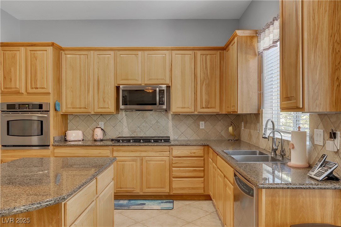 2554 Braehead Lane Property Photo 16