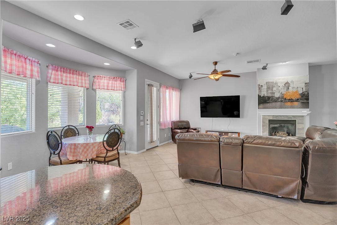 2554 Braehead Lane Property Photo 19