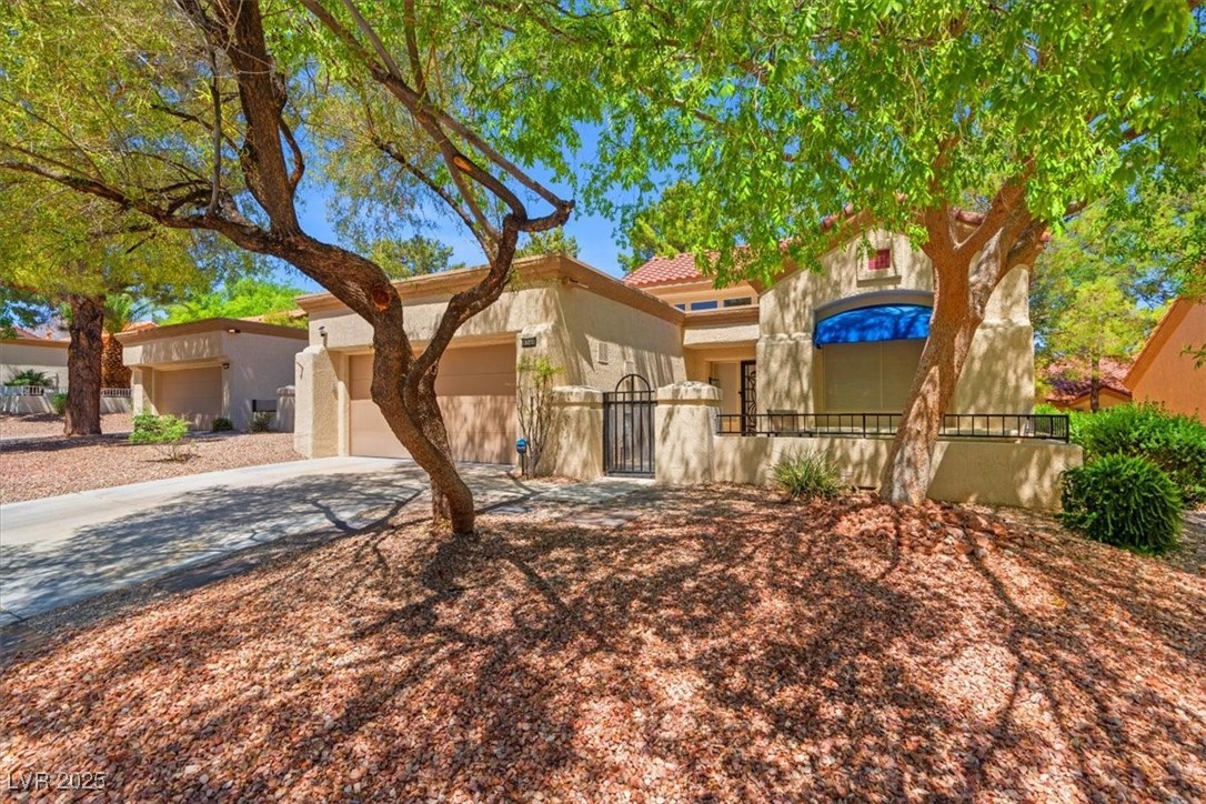 9540 Eagle Valley Drive Property Photo 6
