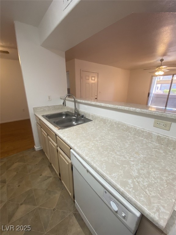 555 East Silverado Ranch Boulevard 1069 Property Photo 10