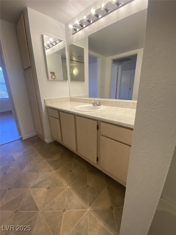 555 East Silverado Ranch Boulevard 1069 Property Photo 28