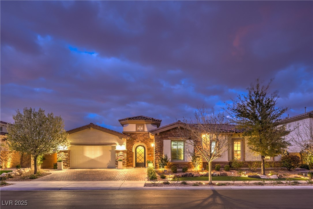 62 Grand Masters Drive Property Photo