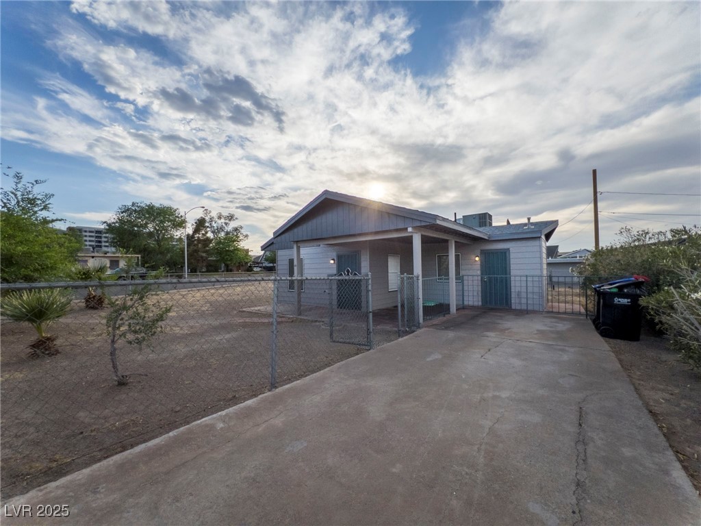 211 Kansas Avenue Property Photo