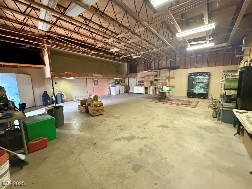 10561 Rancho Destino Road Property Photo 6