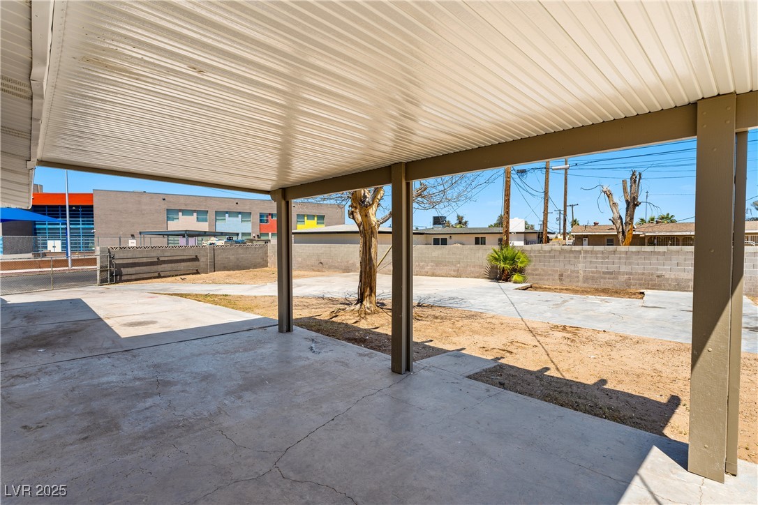 1020 Baker Avenue Property Photo 34