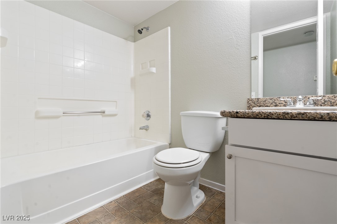 2750 South Durango Drive 2061 Property Photo 14