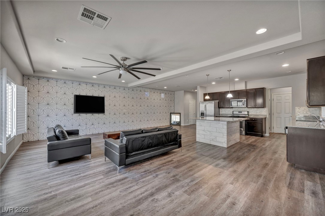 8222 Sorrel Street Property Photo 2