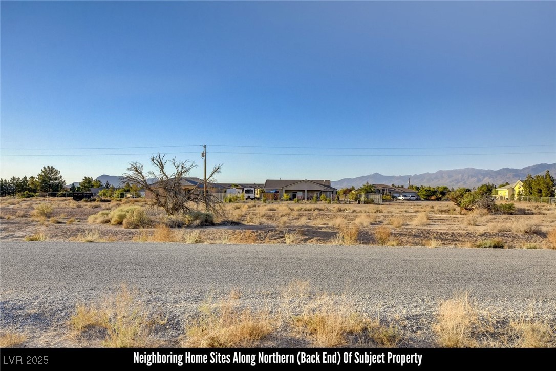 240 Blackhorn Street Property Photo 6