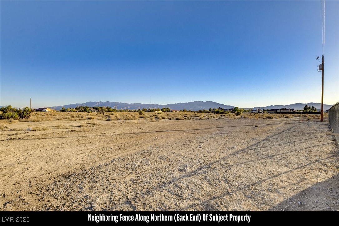 240 Blackhorn Street Property Photo 8