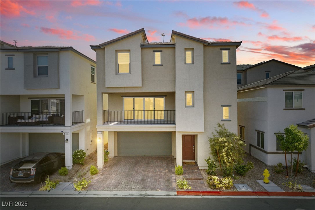 6850 Magenta Moon Street Property Photo 1