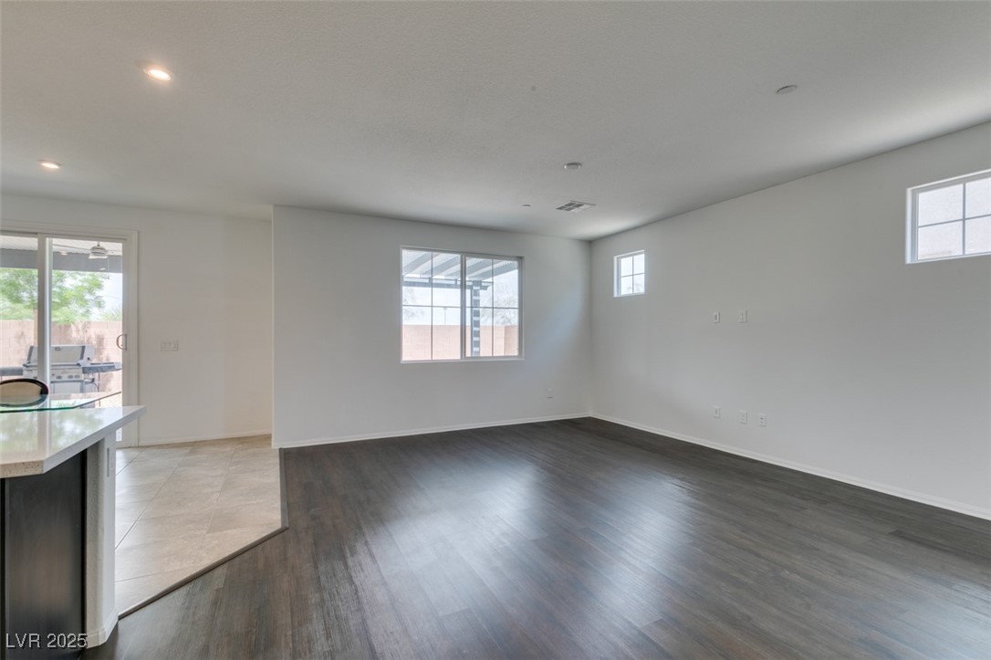 1004 Huckburn Avenue Property Photo 8