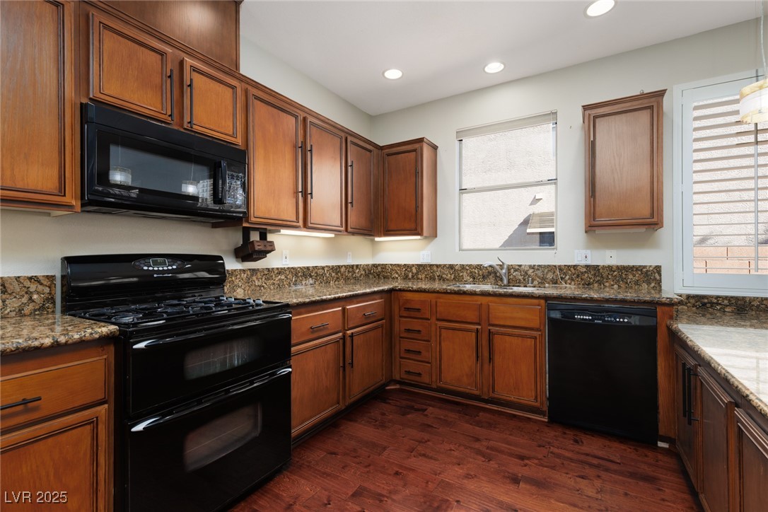 240 Jumping Springs Place Property Photo 4