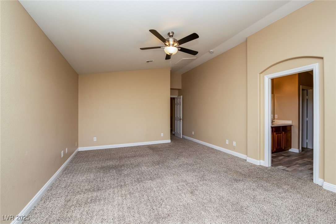 5676 Bettors Luck Court Property Photo 7