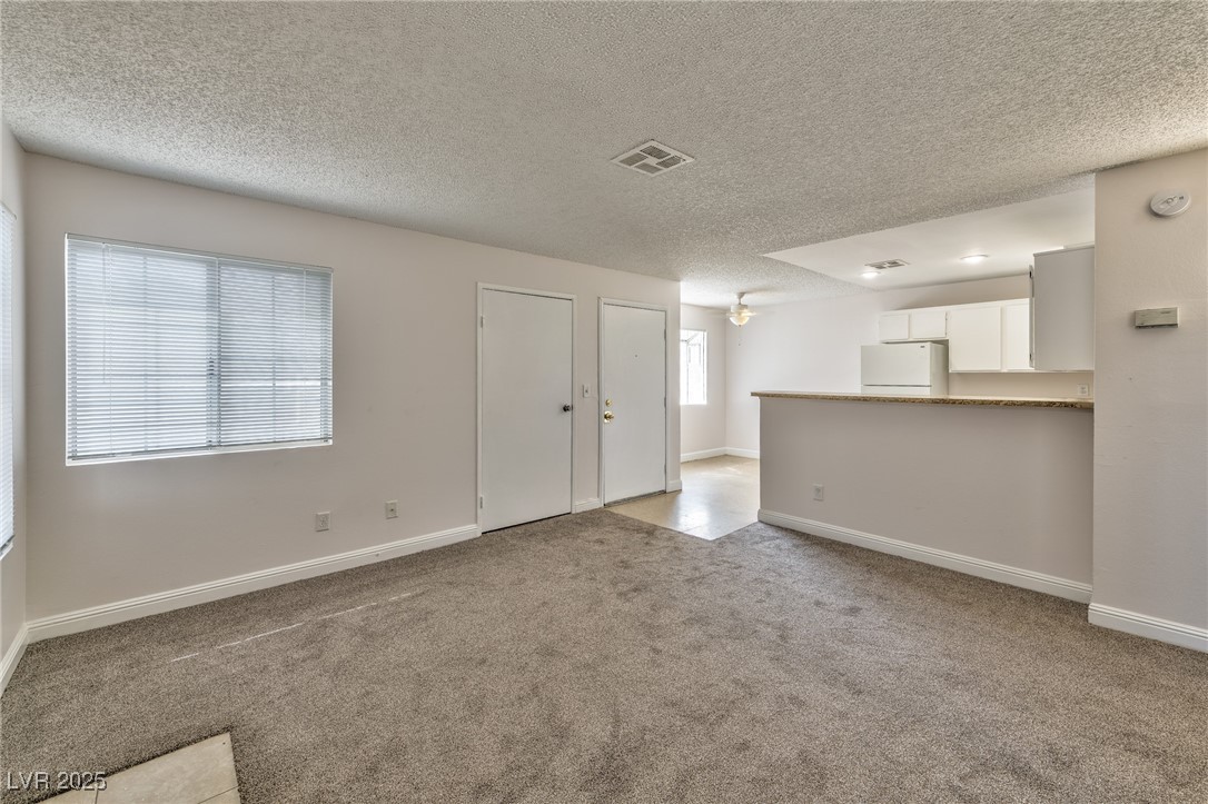 1914 Dwarf Star Drive 2028 Property Photo 2