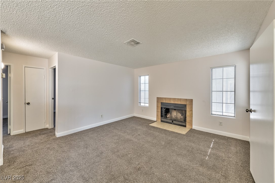 1914 Dwarf Star Drive 2028 Property Photo 3