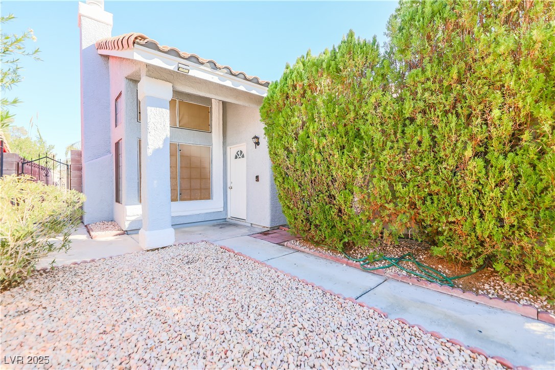 2677093 Property Photo 1