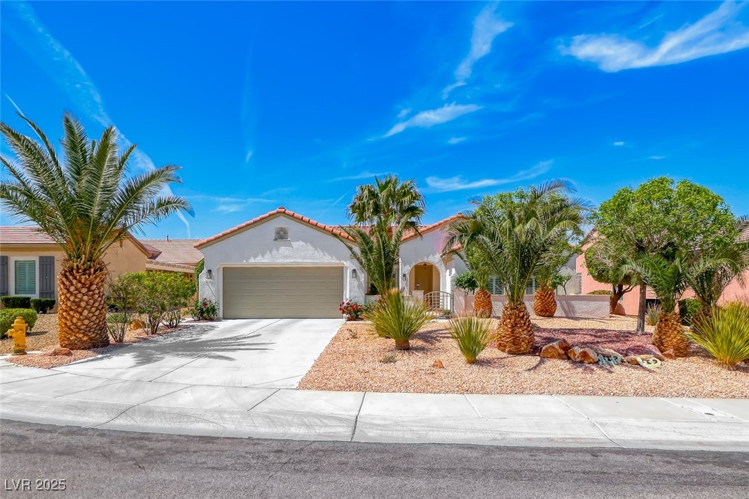 2377 Baldwinville Court Property Photo 1