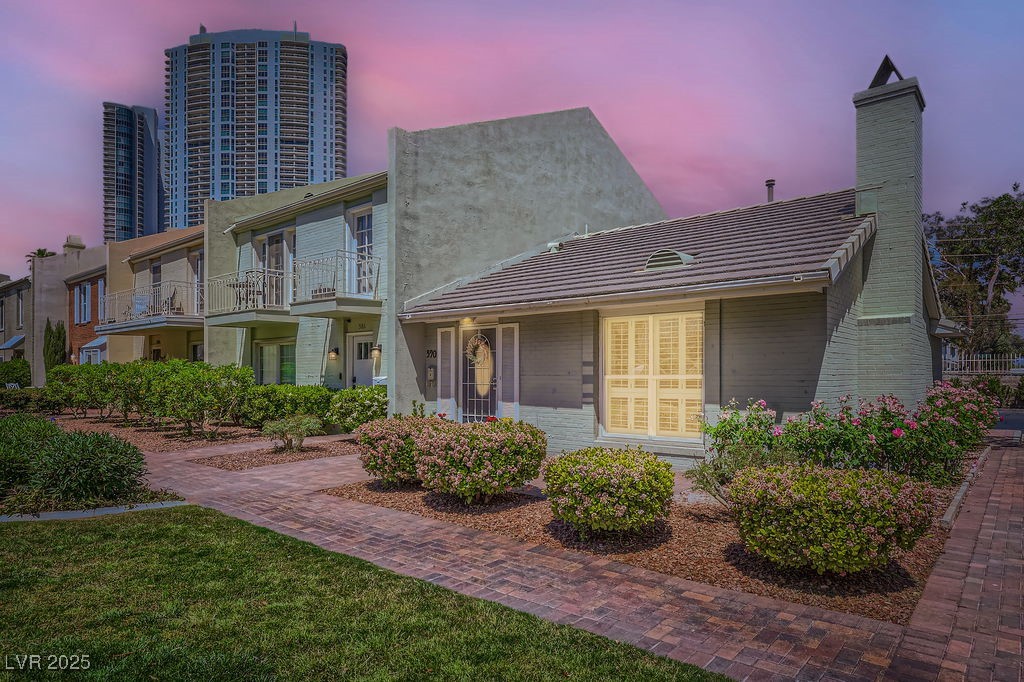 590 Tam O Shanter Property Photo