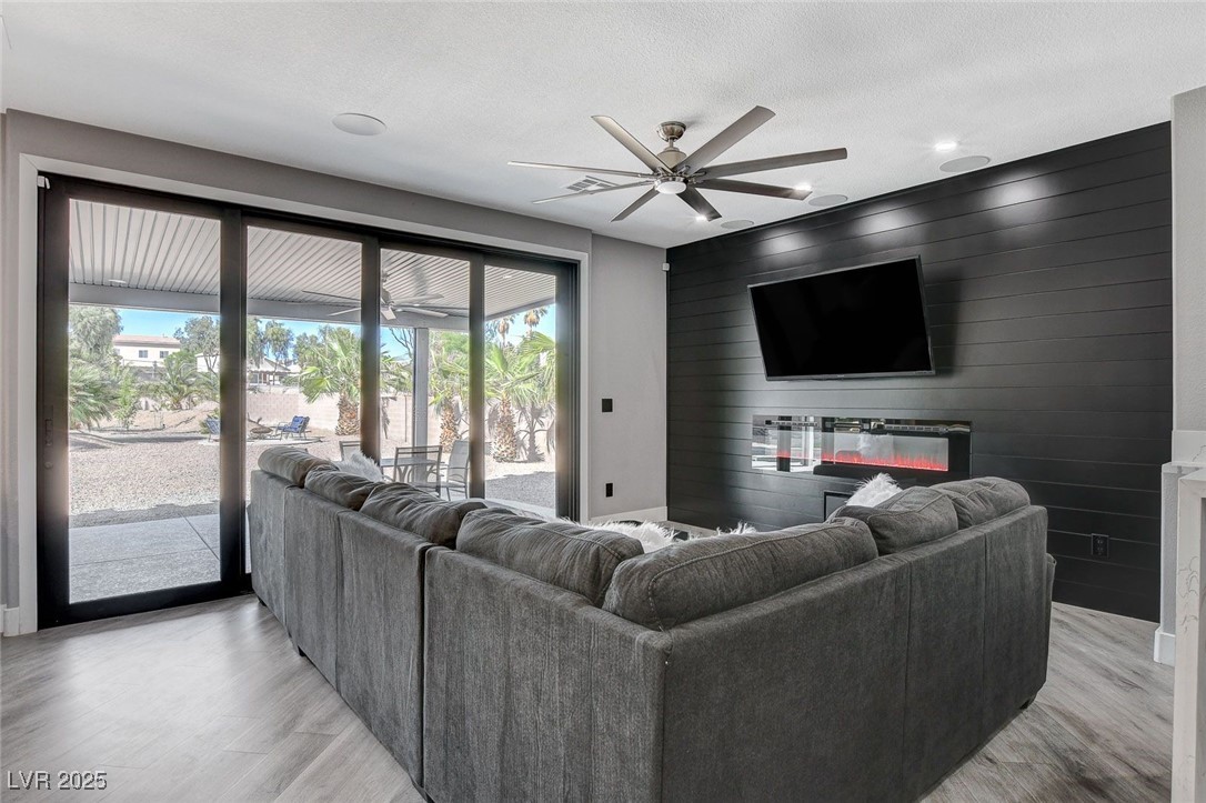 5938 Creekside Sands Lane Property Photo 12
