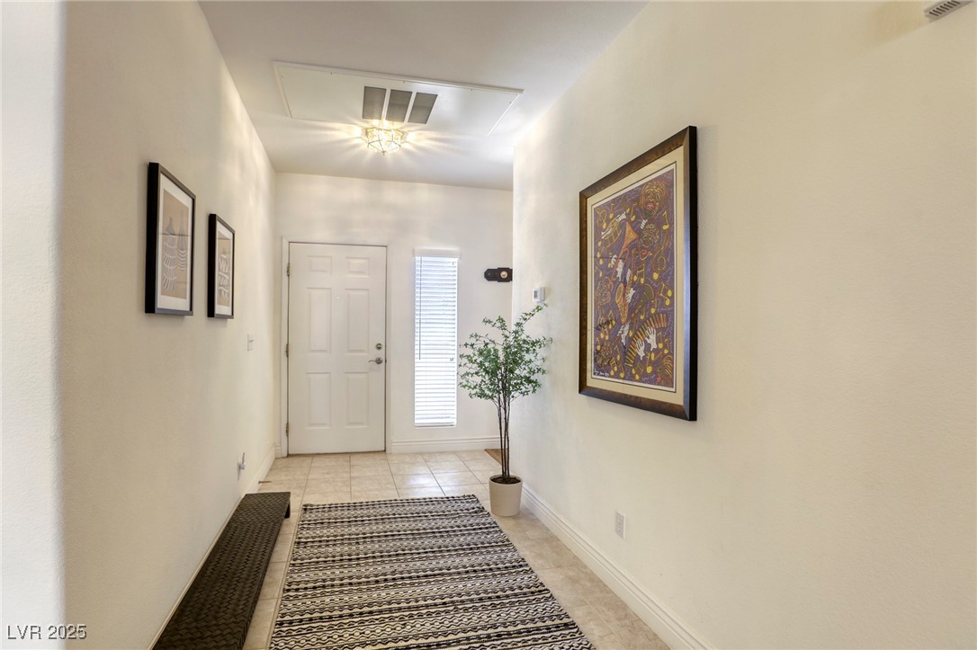10553 Pine Pointe Avenue 203 Property Photo 5