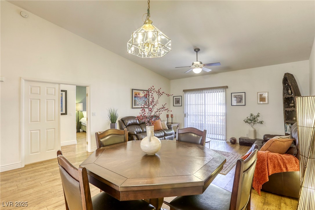 10553 Pine Pointe Avenue 203 Property Photo 8