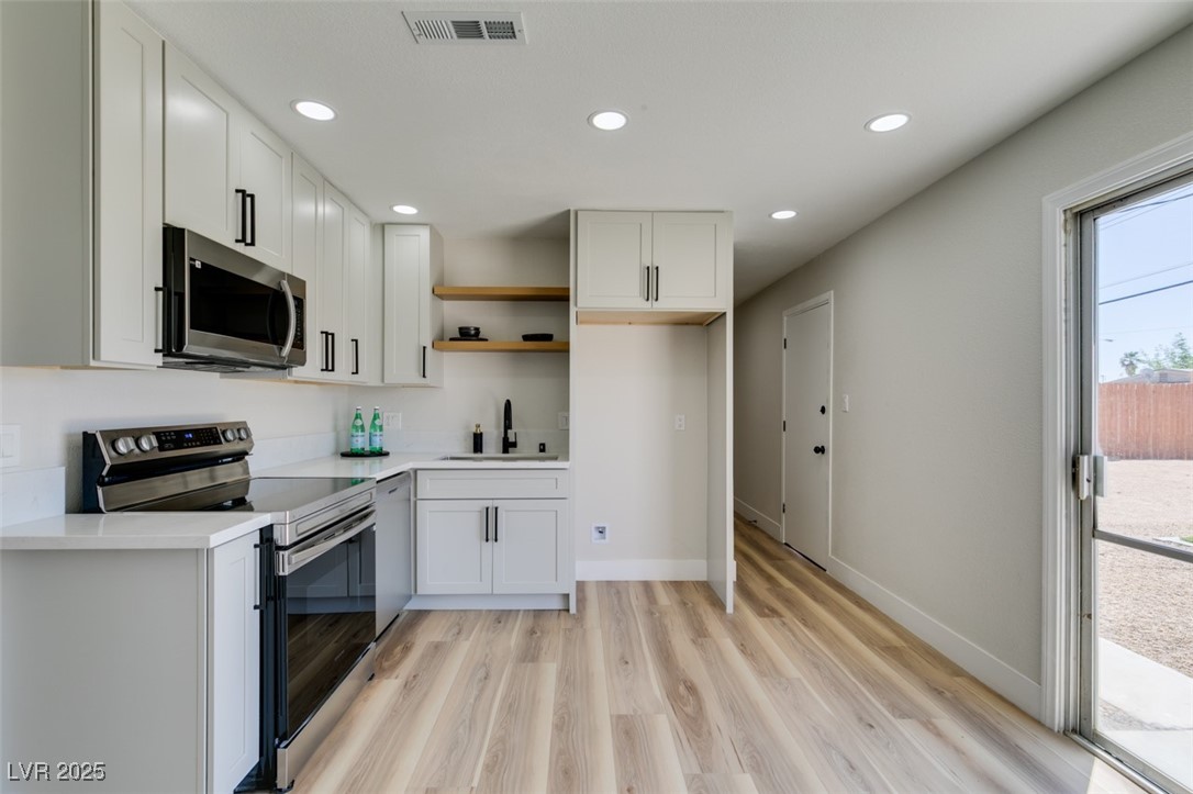 709 Rossmoyne Avenue Property Photo 1