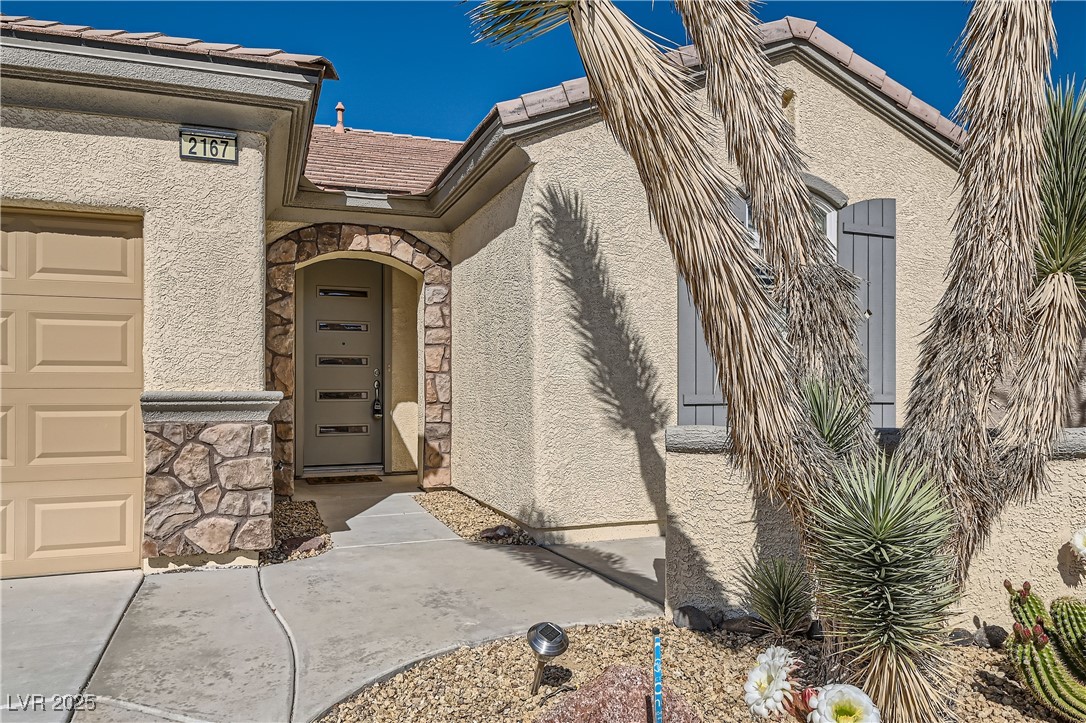 2167 Shadow Canyon Drive Property Photo 4