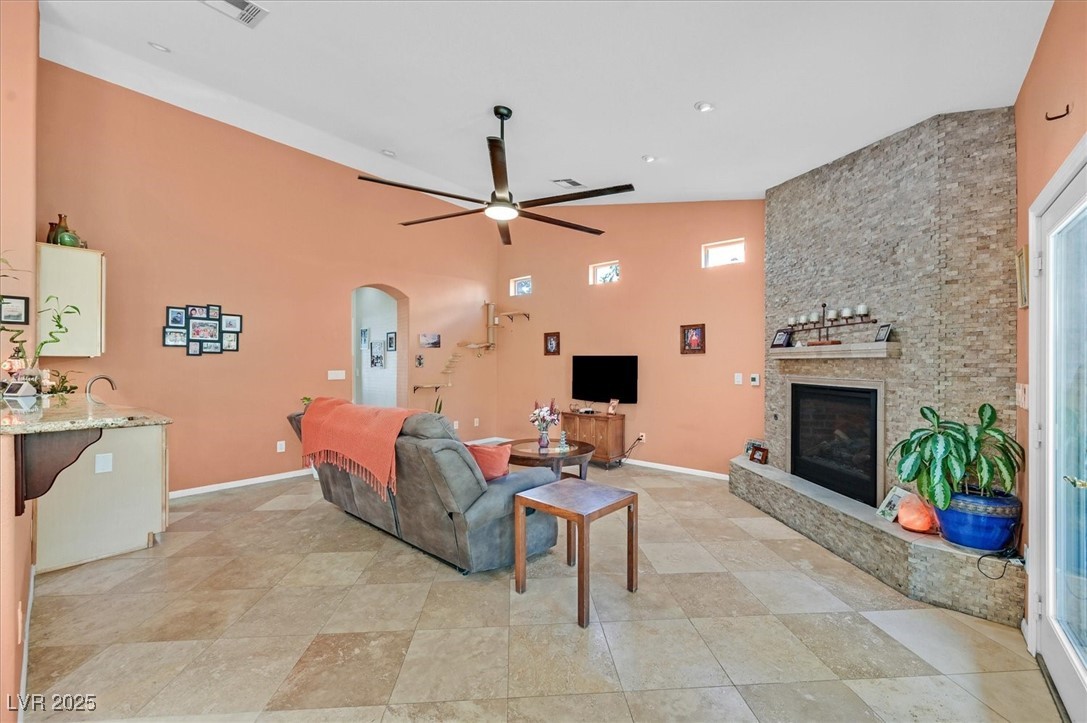 6345 Cinnabar Ridge Avenue Property Photo 19