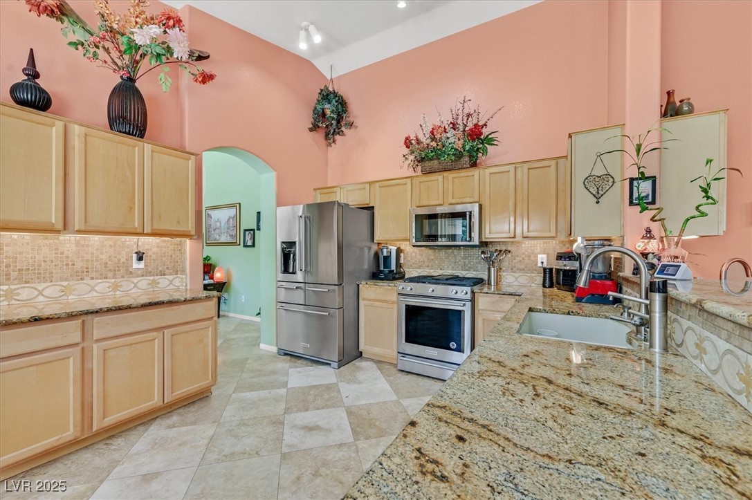 6345 Cinnabar Ridge Avenue Property Photo 27