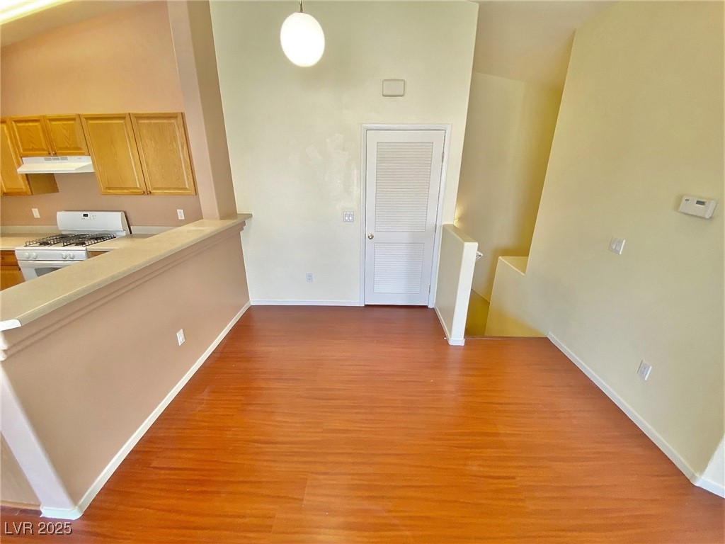 8735 Tomnitz Avenue 101 Property Photo 6