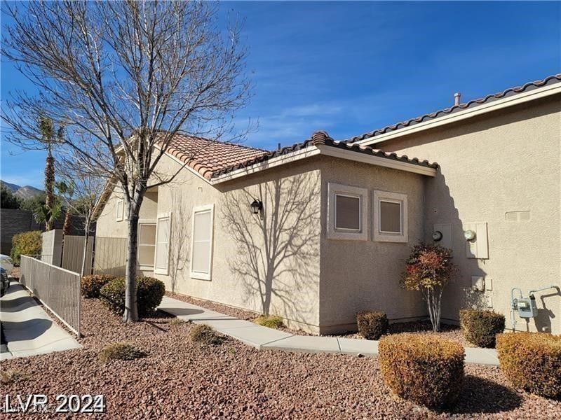 3401 Conan Street 103 Property Photo