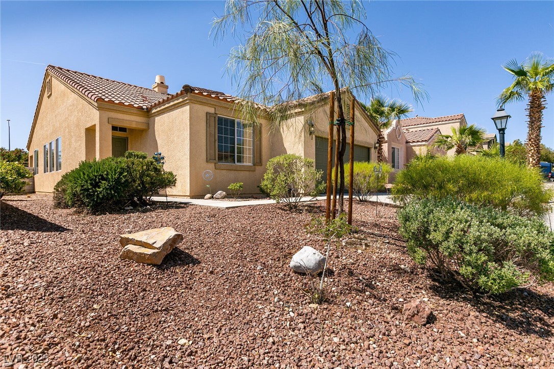 9001 Picket Fence Avenue Property Photo 4