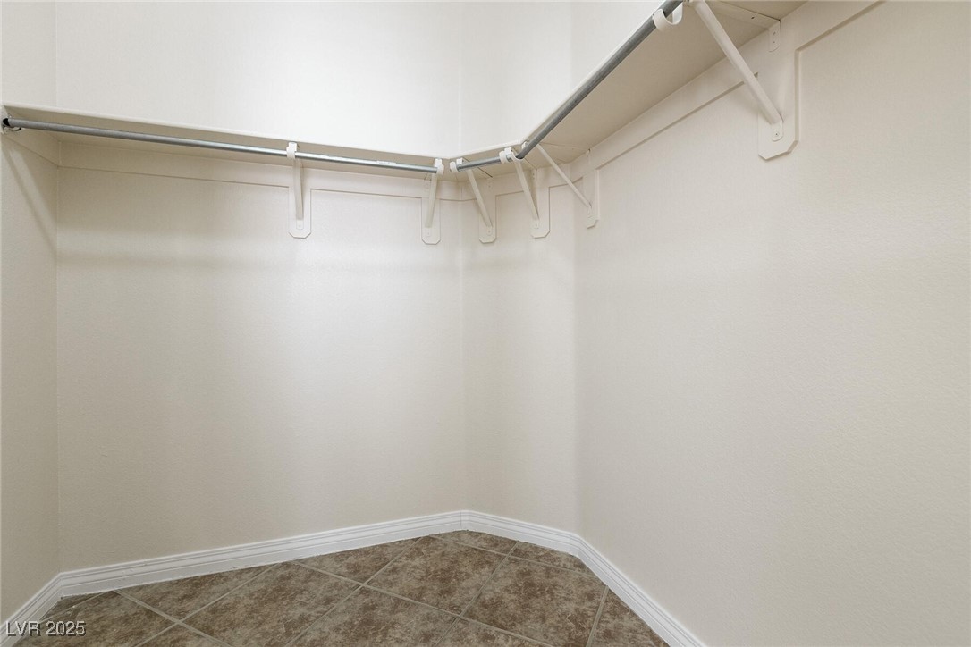 9001 Picket Fence Avenue Property Photo 24
