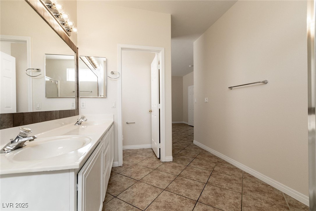 9001 Picket Fence Avenue Property Photo 26