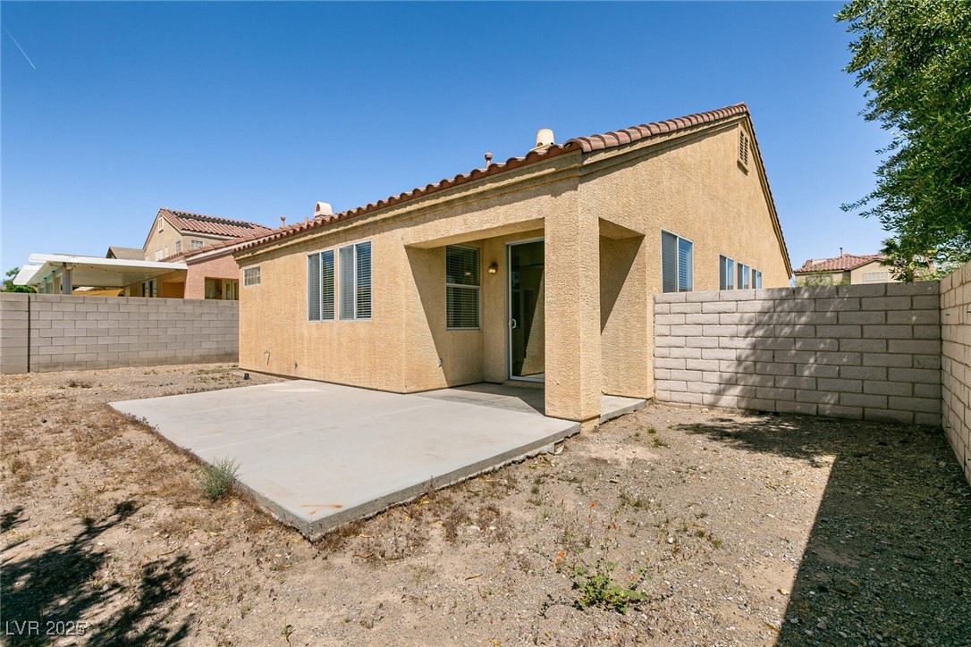 9001 Picket Fence Avenue Property Photo 34