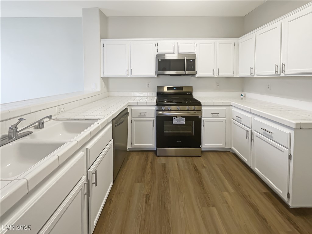 1405 South Nellis Boulevard 2087 Property Photo 7