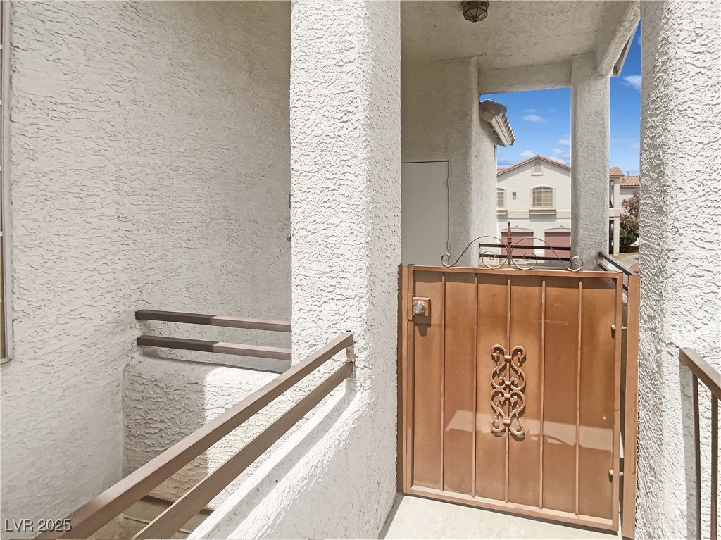 1405 South Nellis Boulevard 2087 Property Photo 10