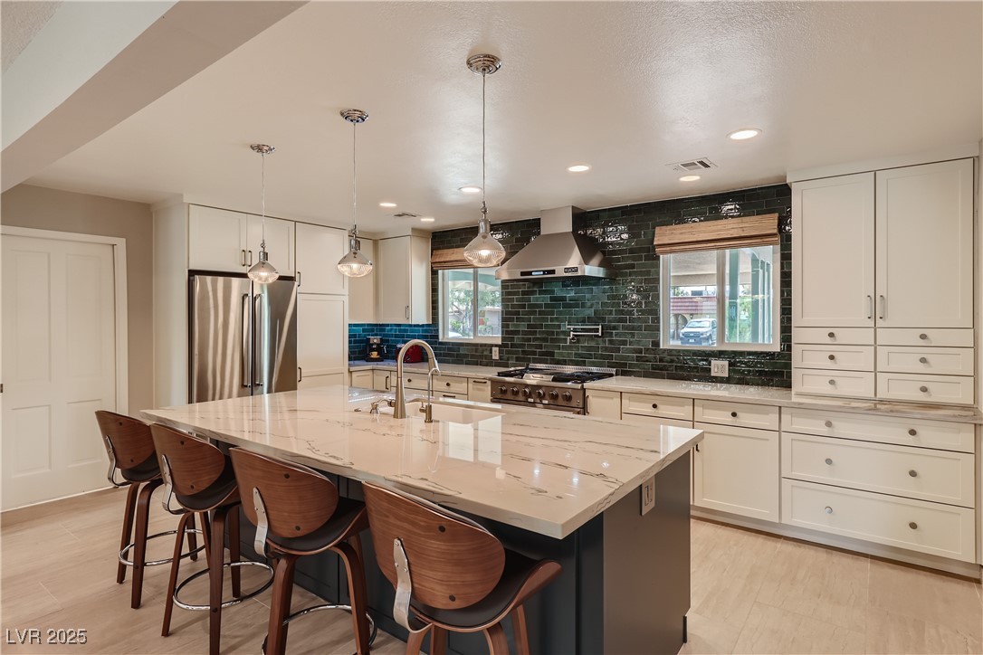 1712 Chapman Drive Property Photo