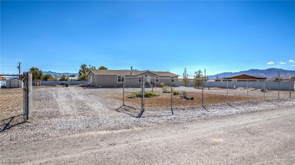 3611 West Horn Road Property Photo 4