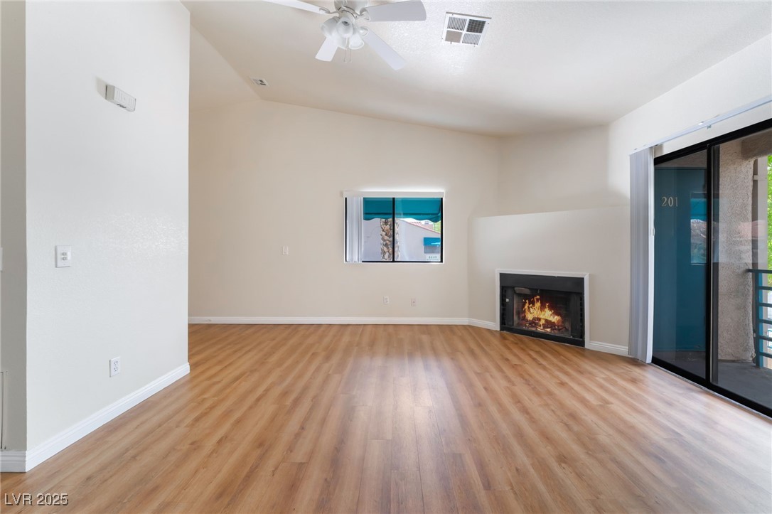 2225 Pine Breeze Lane 201 Property Photo 10