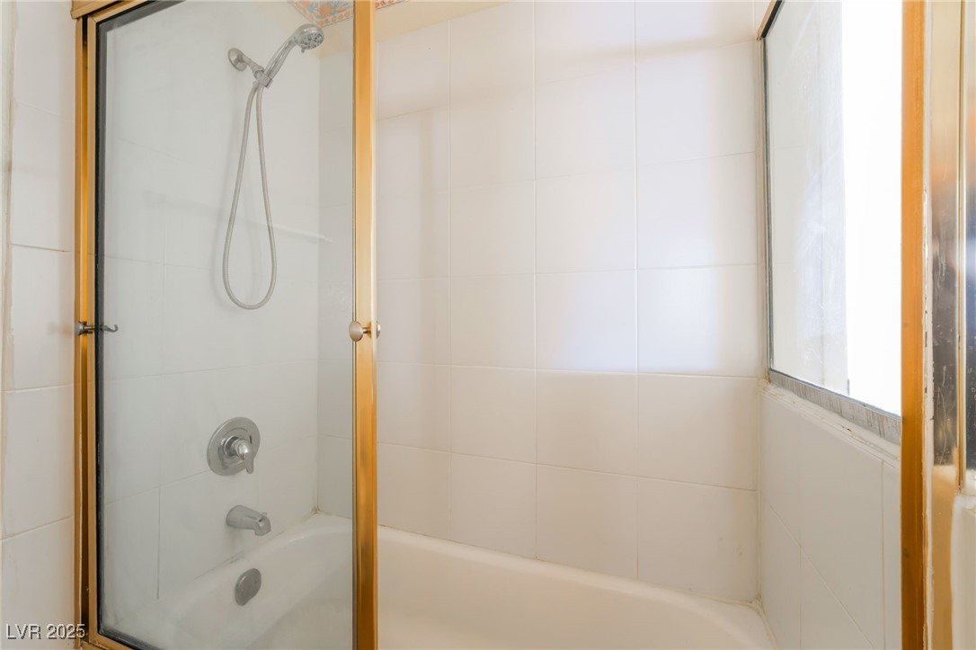 2225 Pine Breeze Lane 201 Property Photo 28