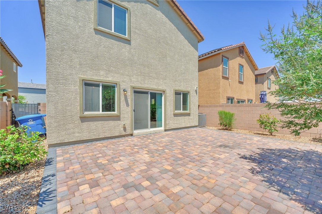 9198 Rolling Sky Drive Property Photo 29