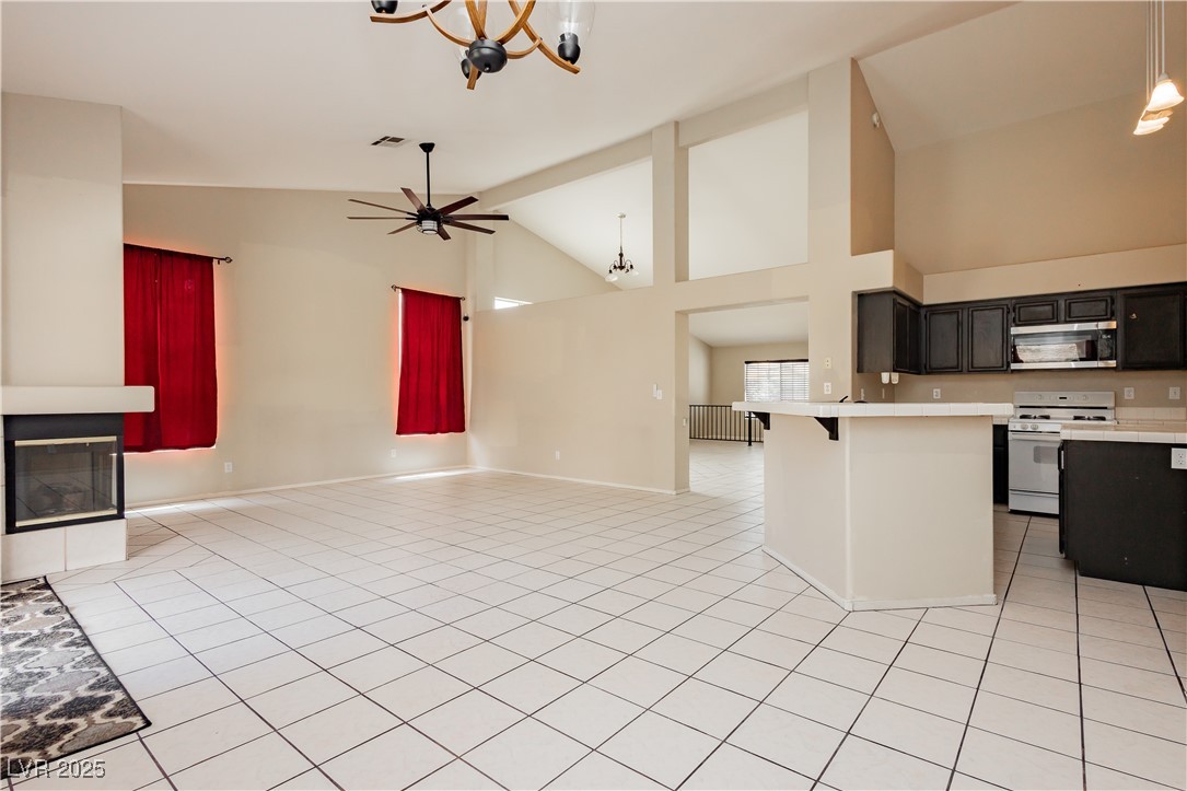 3630 Daisy Field Drive Property Photo 10