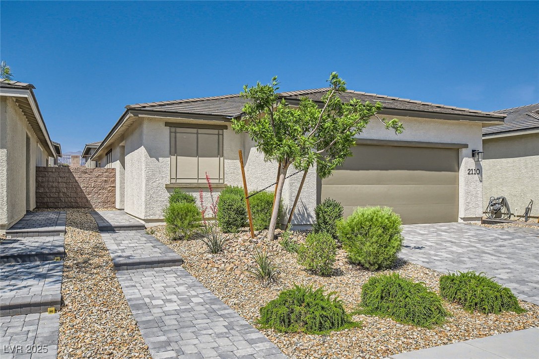 2110 Albury Avenue Property Photo 2