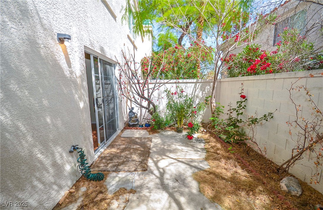 1000 Grammy Drive Property Photo 19