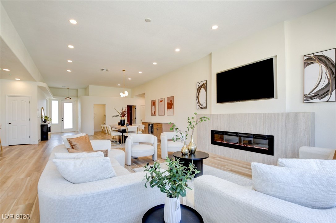 8080 Black Orchid Avenue Property Photo 13